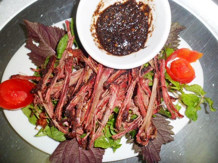Thịt trâu sấy gác bếp đặc sản tây bắc 1kg tặng kèm chẻm chéo siêu ngon