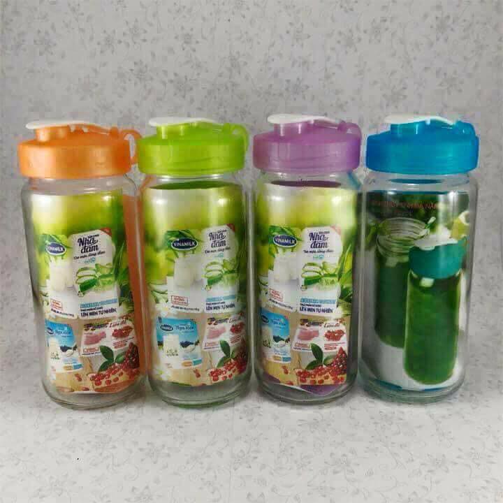 Bình nước thủy tinh có quai 330ml - quà tặng từ vinamilk