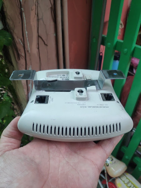 [HCM]Đế Inox 304 bắt trần cho thiết bị phát sóng - Đế treo trần Ruckus Đế treo Aerohive Đế Inox gắn Wifi Aruba