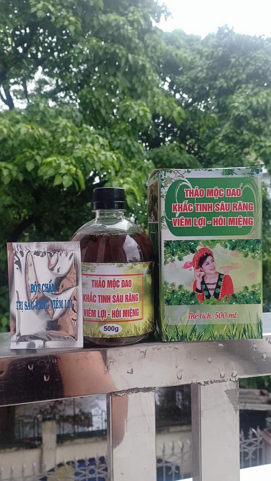 Sâu răng dân tộc dao đỏ kèm bột chấm