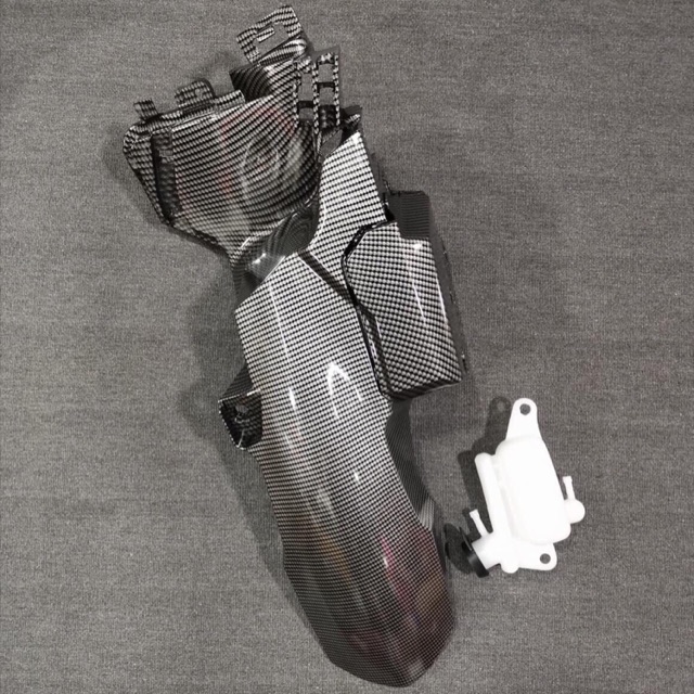   TAM HỢP KIẾM  BỘ DÈ CON CHẮN BÙN SAU 3 MÓN CHO XE VARIO CLICK THÁI AIRBLADE 125 CAO CẤP  MÀU CACBON  