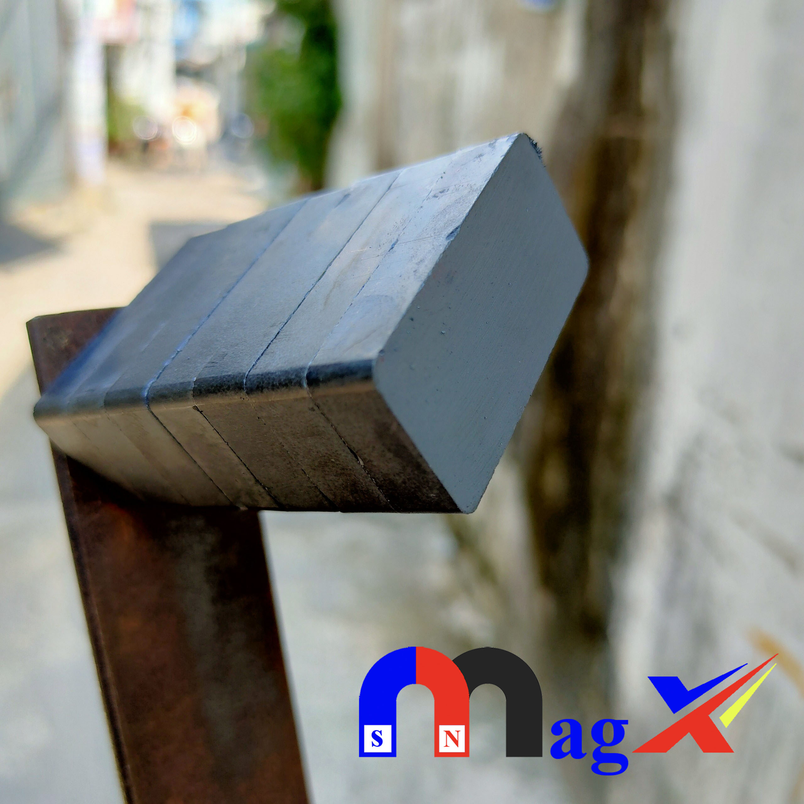 [HCM]Nam Châm Ferrite 50x25x10 - Nam Châm Đen Hình Chữ Nhật Y30