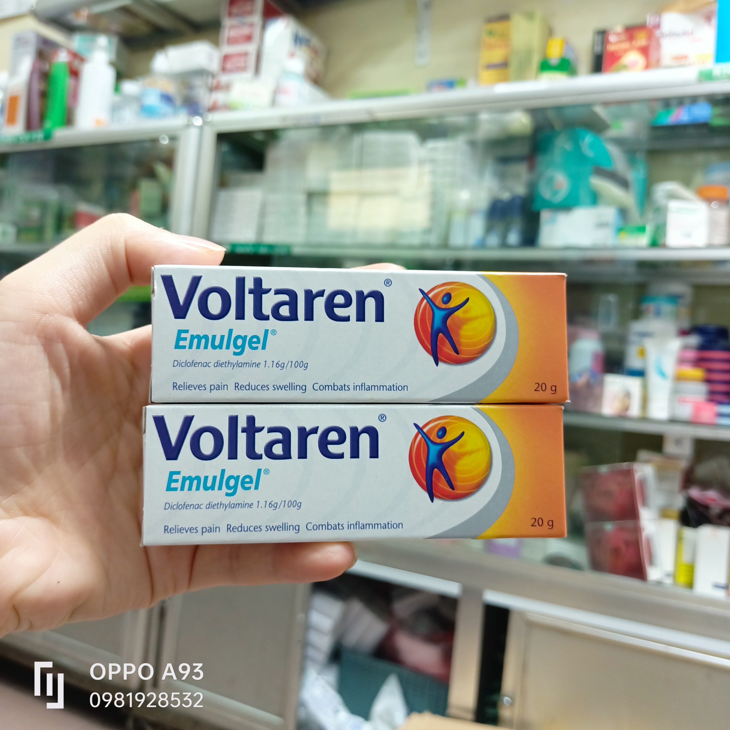 Gel xoa bóp giảm đau Voltarel 20g