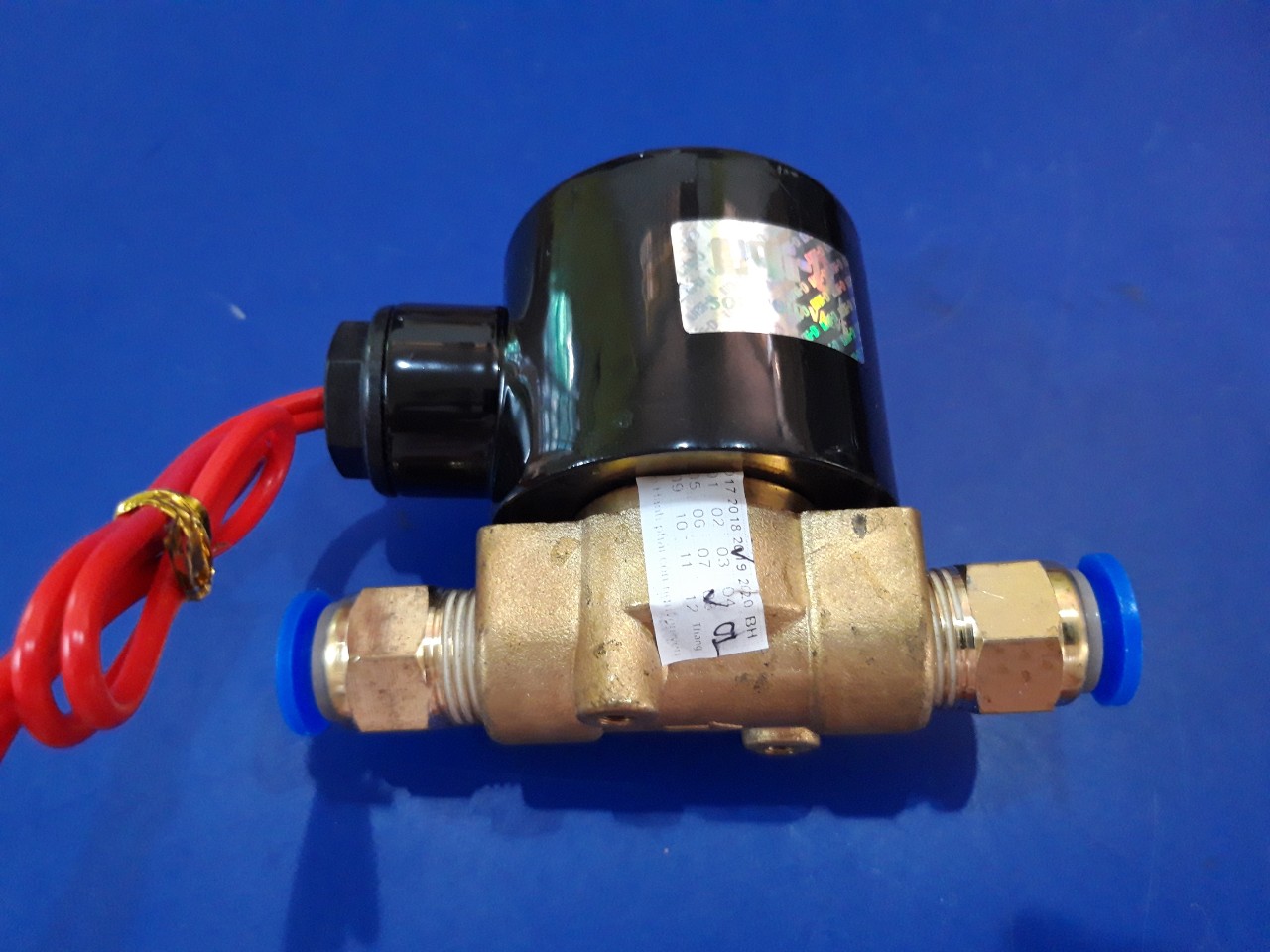 Van điện từ UD-10 gắn ống 12ly - 220V (cuộn coil đồng)