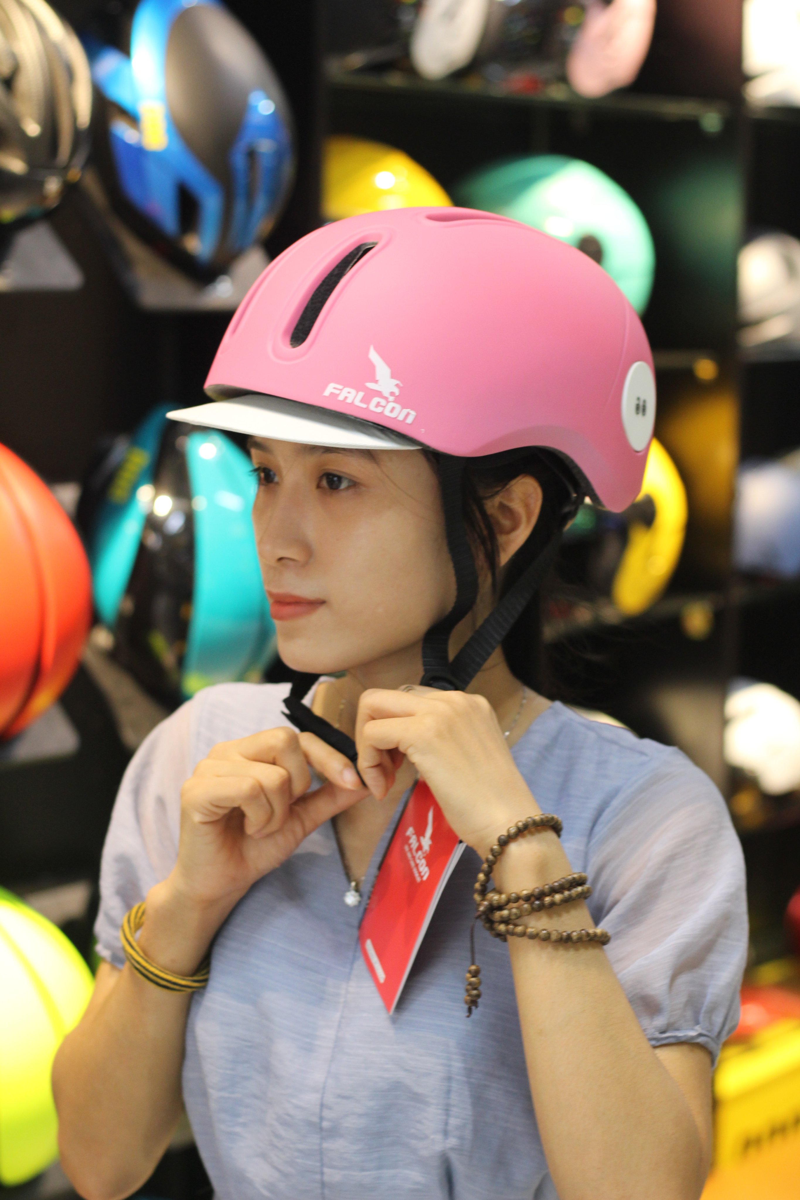 ( Tặng kèm lưỡi trai che nắng) NÓN THỂ THAO POC FALCON F05 MÀU HỒNG PHẤN + TÚI ĐỰNG NÓN VÀ HỘP