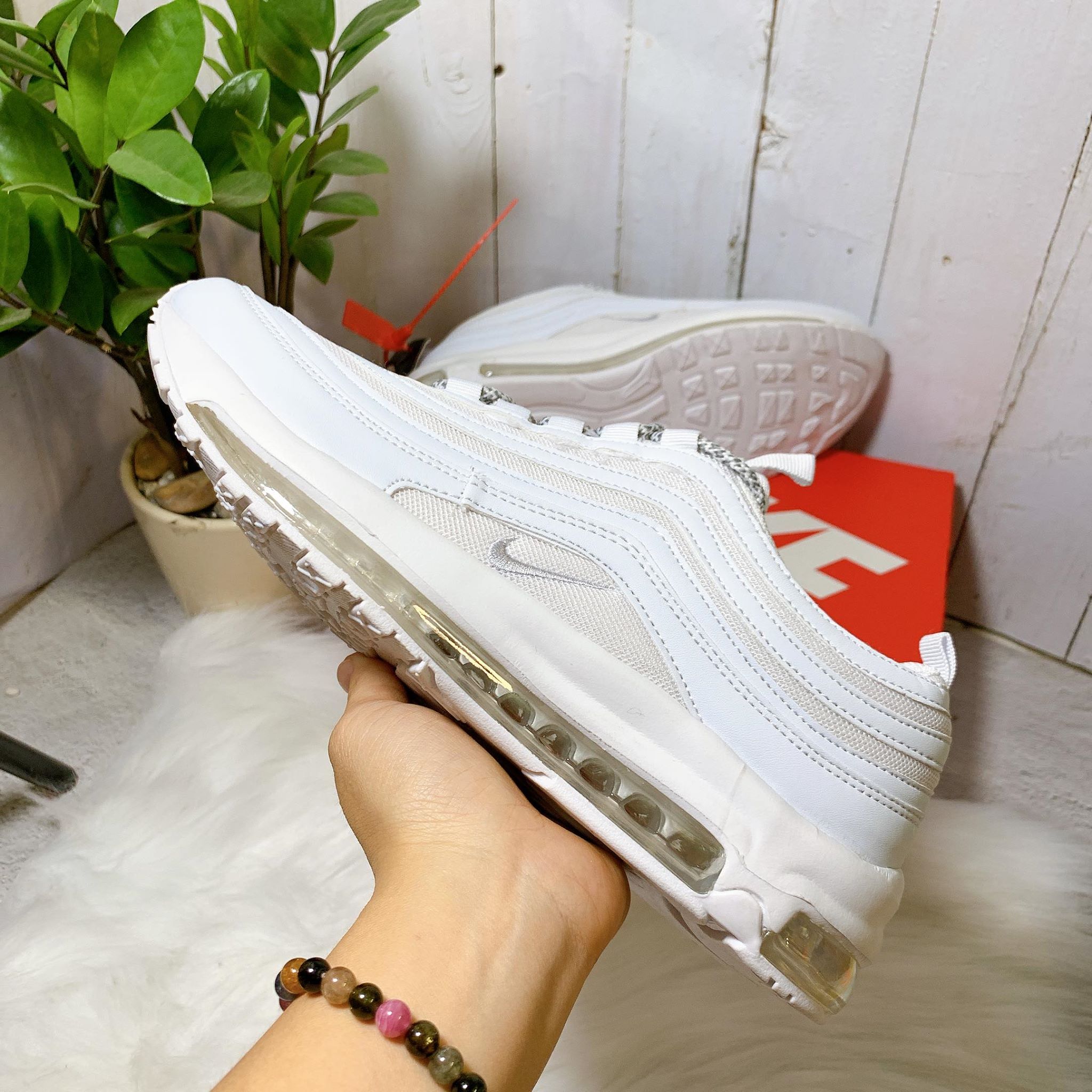 [HCM]Giày sneaker trắng full đế hơi- hàng chuẩn - hộp kèm theo