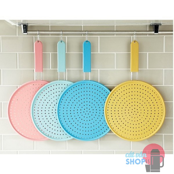 Nắp chống văng dầu bằng Silicone chịu được nhiệt độ cao Lock&Lock đường kính 28cm CKT206