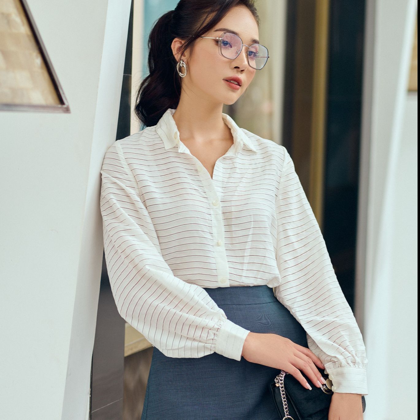Olv - áo striped white shirt