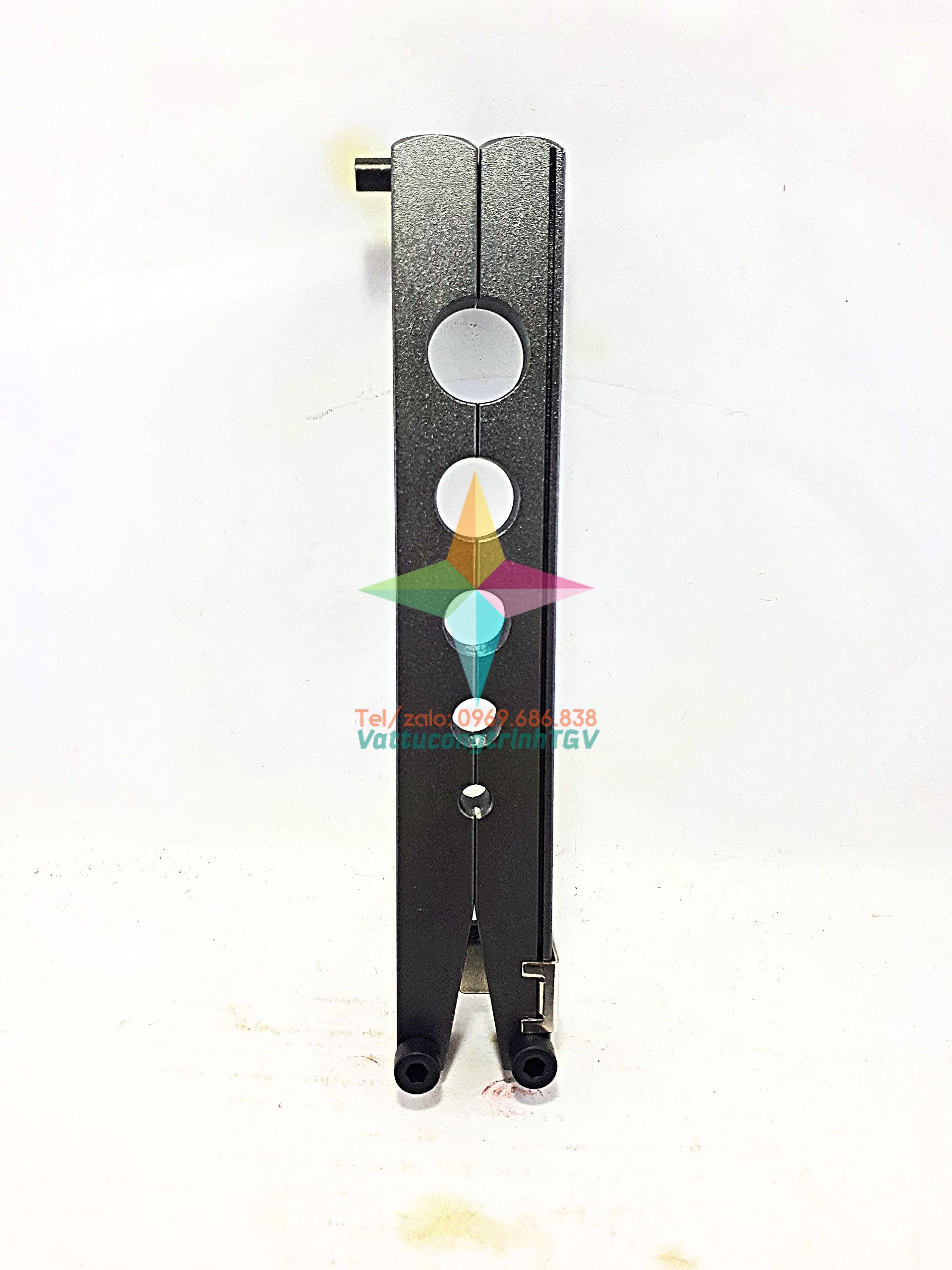 Thanh kẹp loe tasco black tb550plus