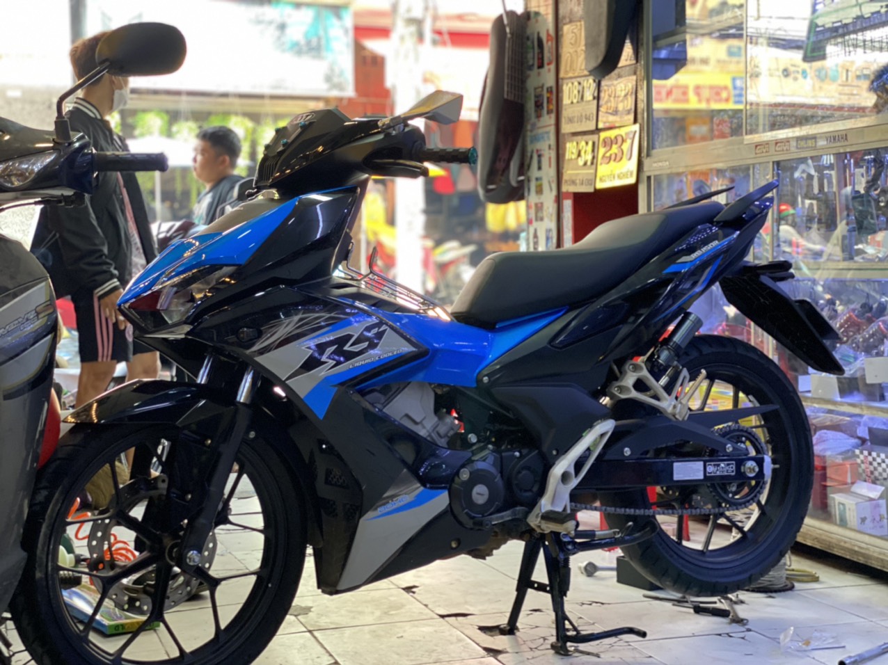 Tem rời winner x v2 chữ rs150 xanh đen cực đẹp
