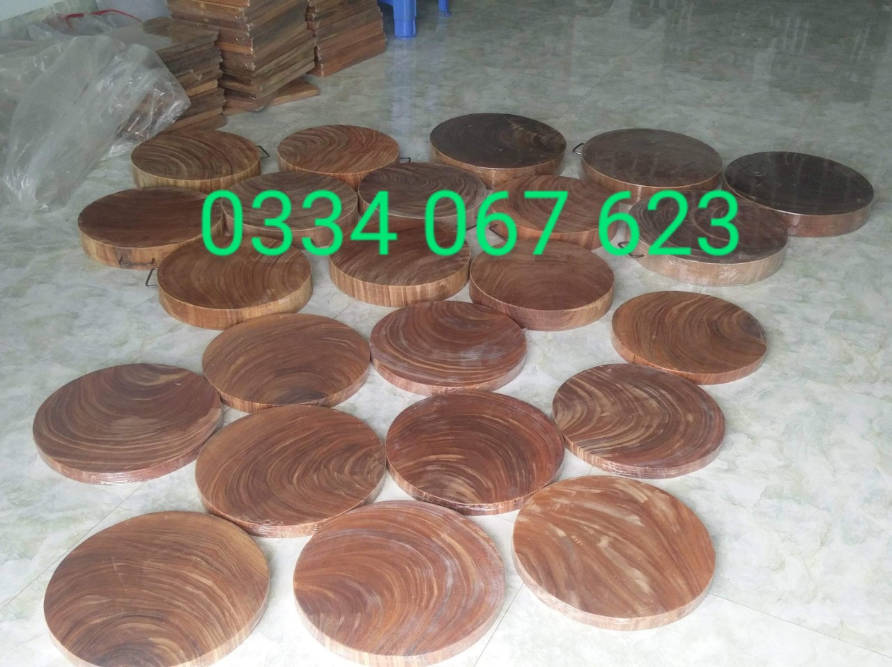 Thớt nghiến đường kính 30cm dày 3 phân, đường kính 25 dày 2 phân