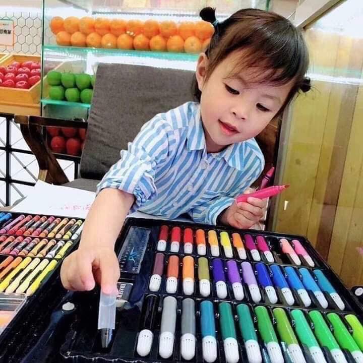 Hộp màu 150 màu các kiểu bút
