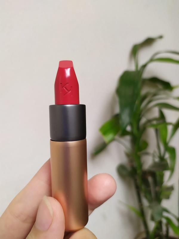 Son lì Kiko velvet passion matte 312 cherry