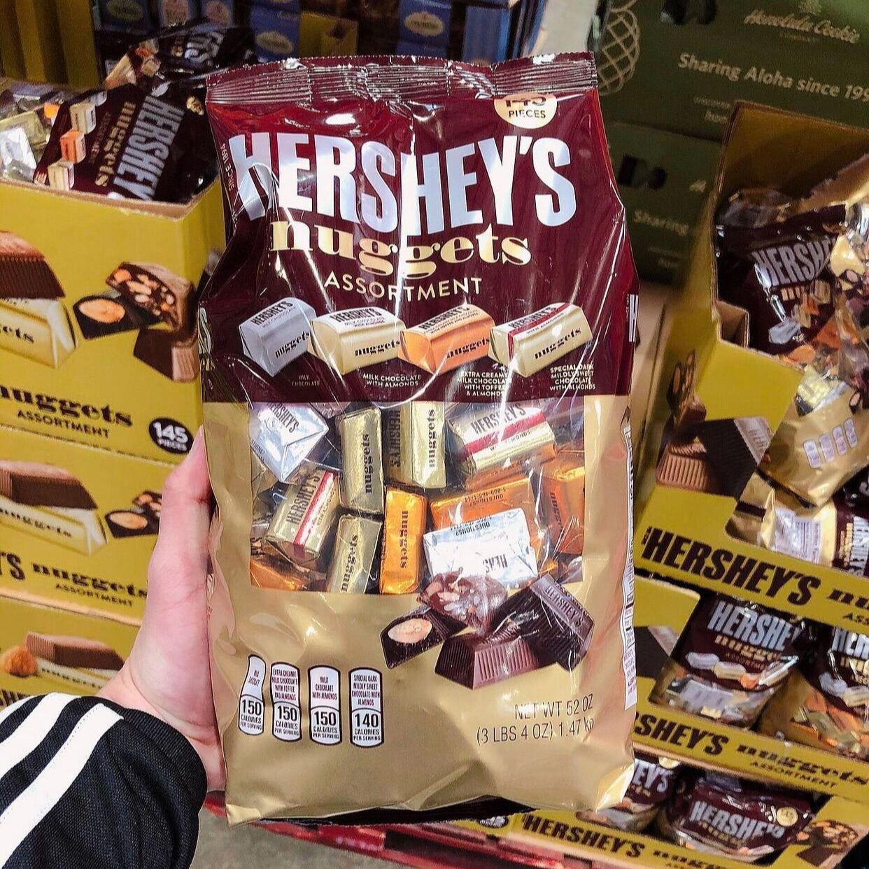 Chocolate hershey nuggets assortment 145 viên 1.47kg