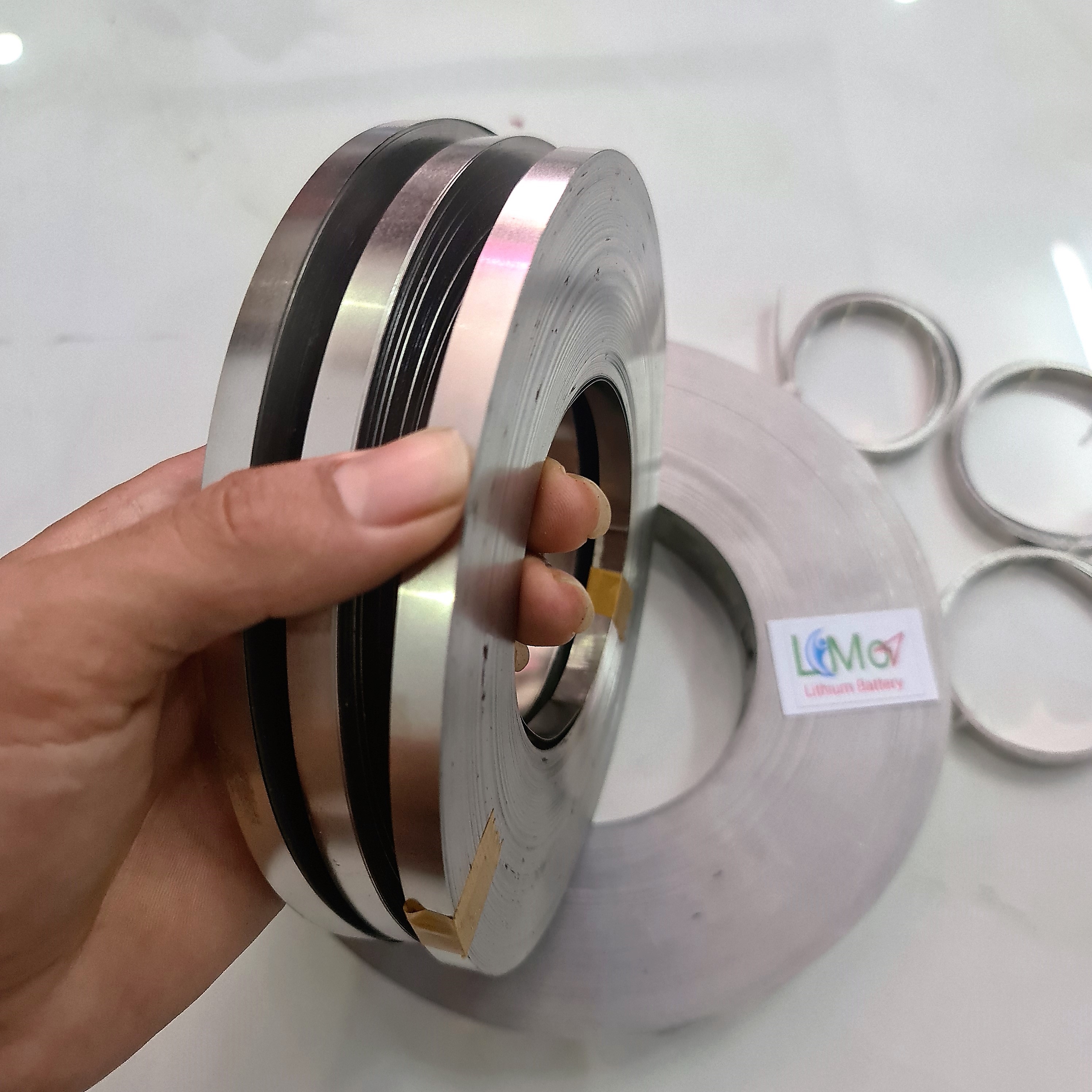 Kẽm mạ hàn cell pin 18650/26650/32650 . thép hàn pin đơn. kẽm hàn cell mạ niken 0.15x8mm - limo