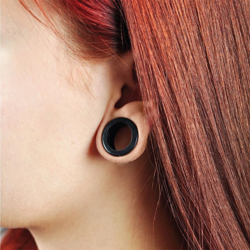 Khuyên nong tai size 22mm màu đen