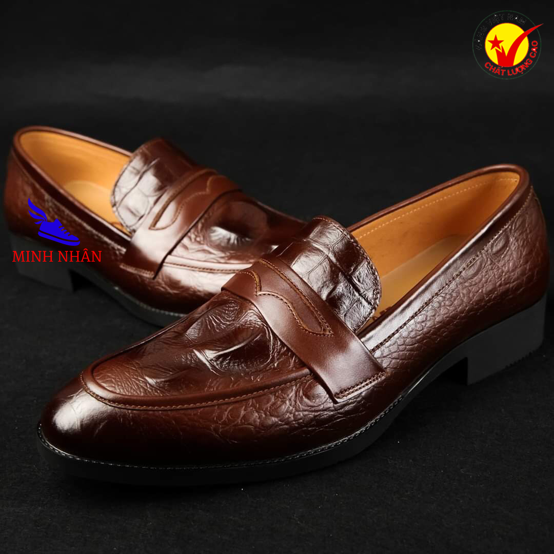 Minh Nhân - Giày Công sở nam da bò Giày lười nam da bò Penny Loafer kiểu đẹp hàng hiệu giá rẻ in vân cá sấu D-10 màu nâu