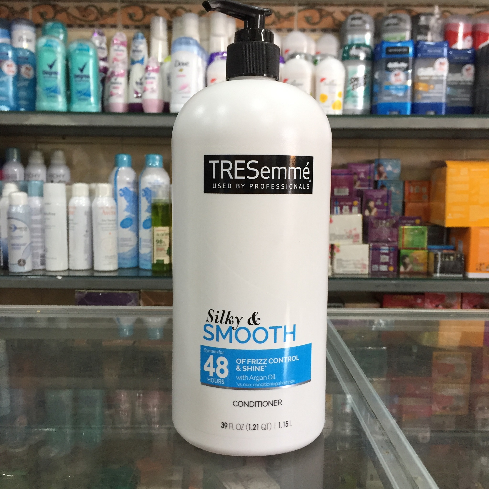 Lịch sử giá Dầu Xả Tresemmé Silky & Smooth Shampoo For Frizzy Hair