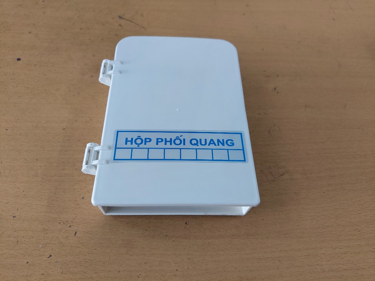 Hộp phối quang odf 8fo 8 cổng sc singlemode otb-08c