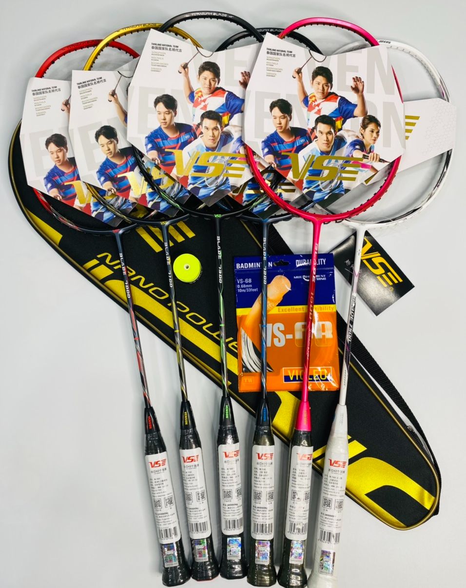 Vợt Cầu Lông VS Blade 7300 Chính Hãng Căng Max 13,5kg Tặng (Công Căng + Bao Đựng Vợt + Quấn Cán)