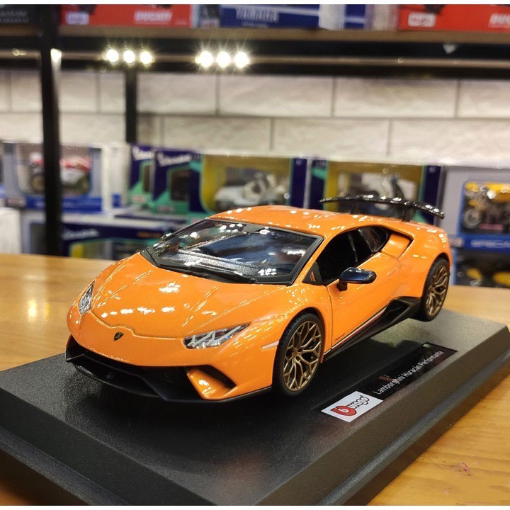 Mô hình xe Lamborghini Huracan Performance 1:24 Bburago