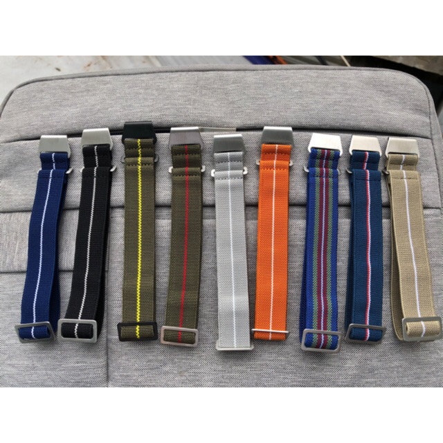 Dây đồng hồ kiểu dáng vintage tudor (marine nationale strap dây mn) + chốt, sản phẩm có độ bền cao, chất lượng tốt, cam kết hàng nhận được giống mô tả, vui lòng inbox để được tư vấn