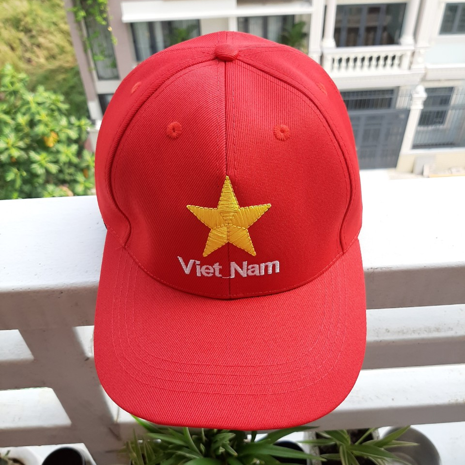 [HCM]NÓN LƯỠI TRAI CỜ ĐỎ SAO VÀNG - NCD01