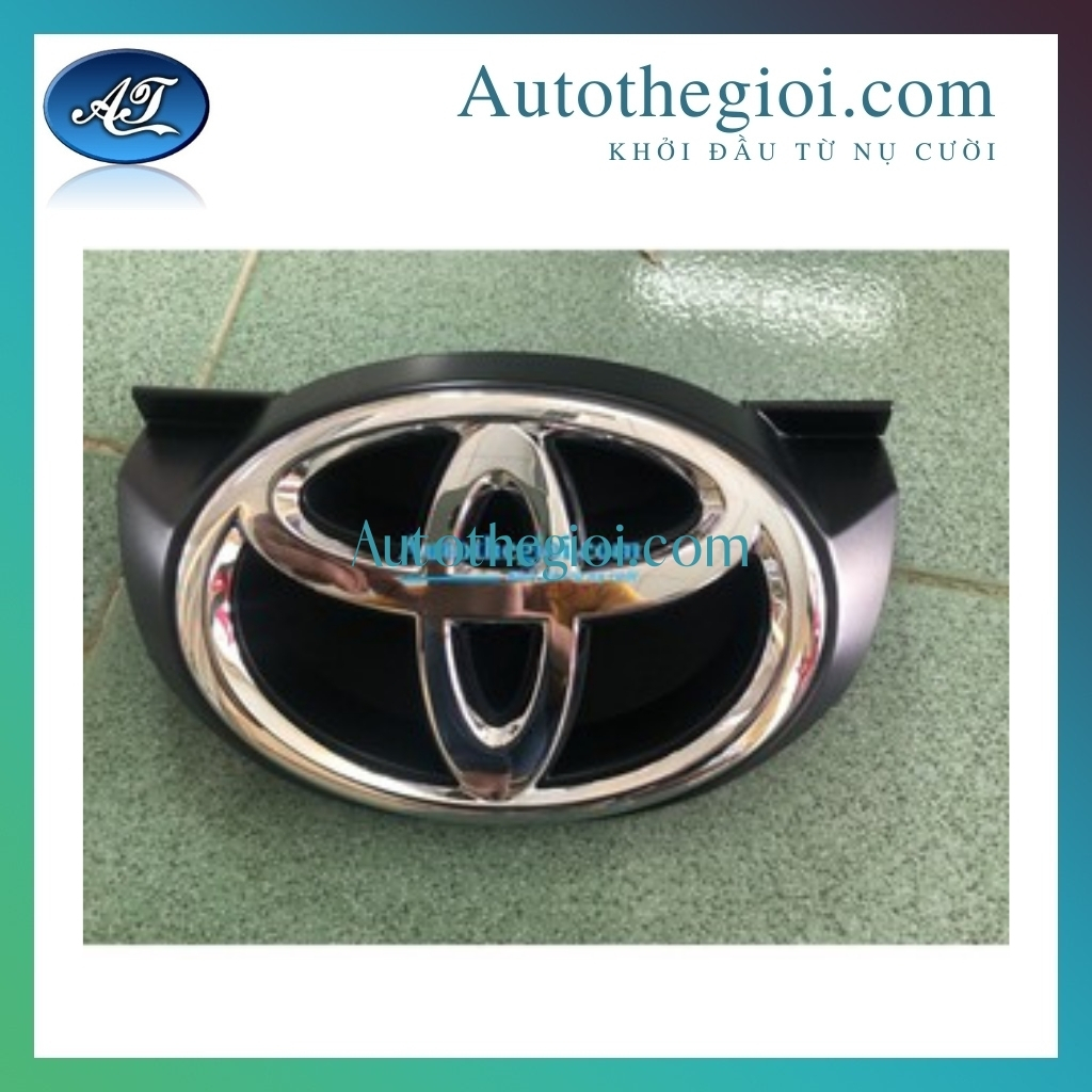 Logo Mặt Calang Toyota  Innova 2010