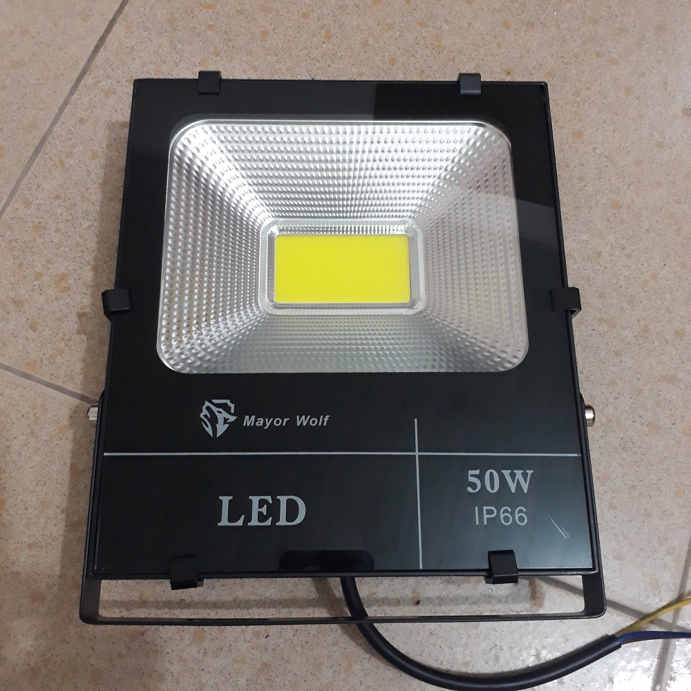 Đèn pha sân vườn siêu sáng bóng led 10w, 20w, 30w ,50w, 100w