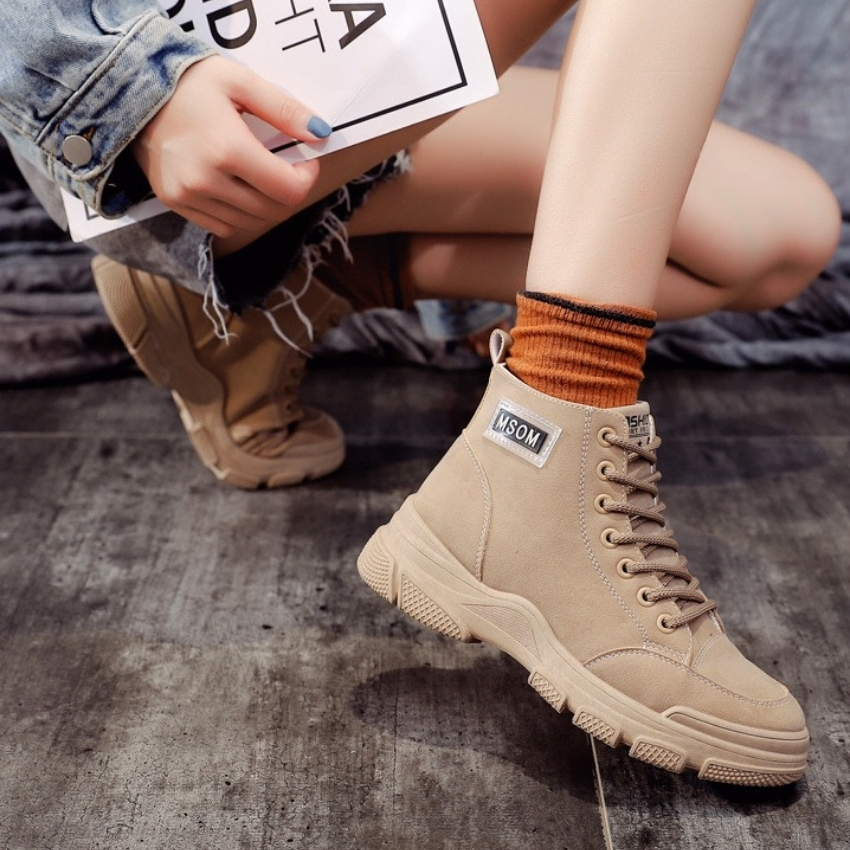 Boot Nữ Cổ Cao BNC01 MSOM Mẫu Mới 2020 Tặng Kèm Tất Cao Cấp, Chai Xịt Trắng Giày