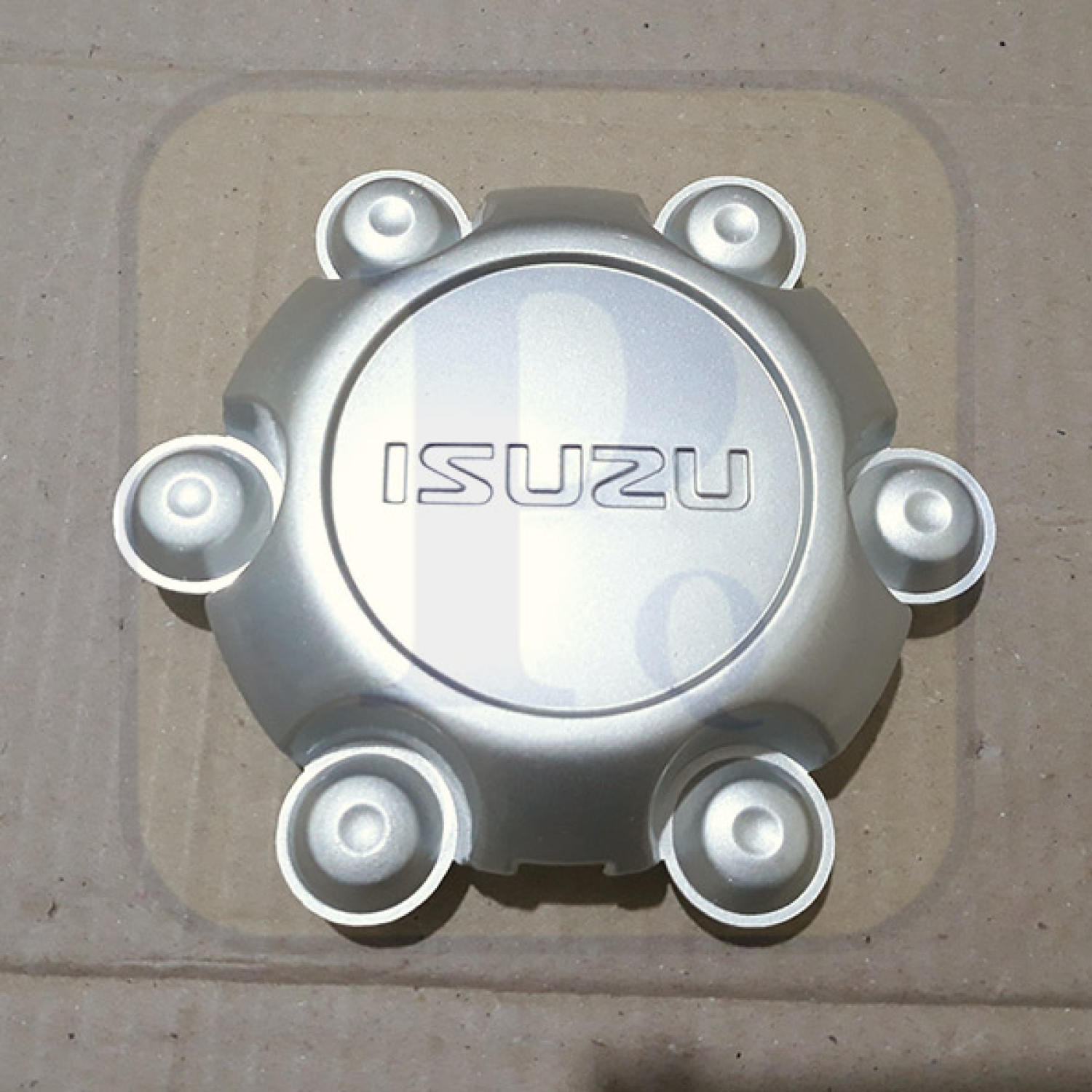 NẮP CHỤP LA ZANG ISUZU DMAX LOẠI F
