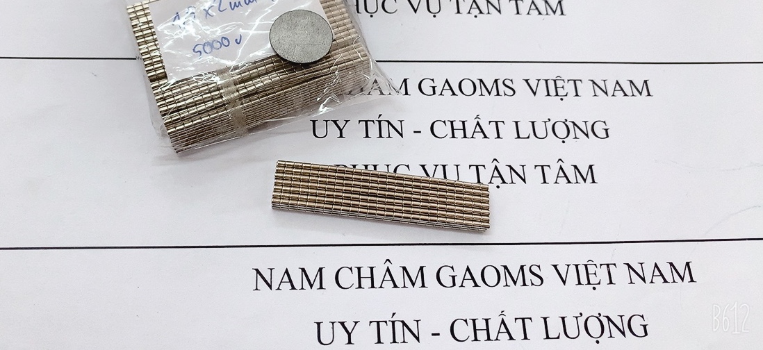 50 viên nam châm siêu nhỏ, nam châm mini kích thước 1,5x2mm