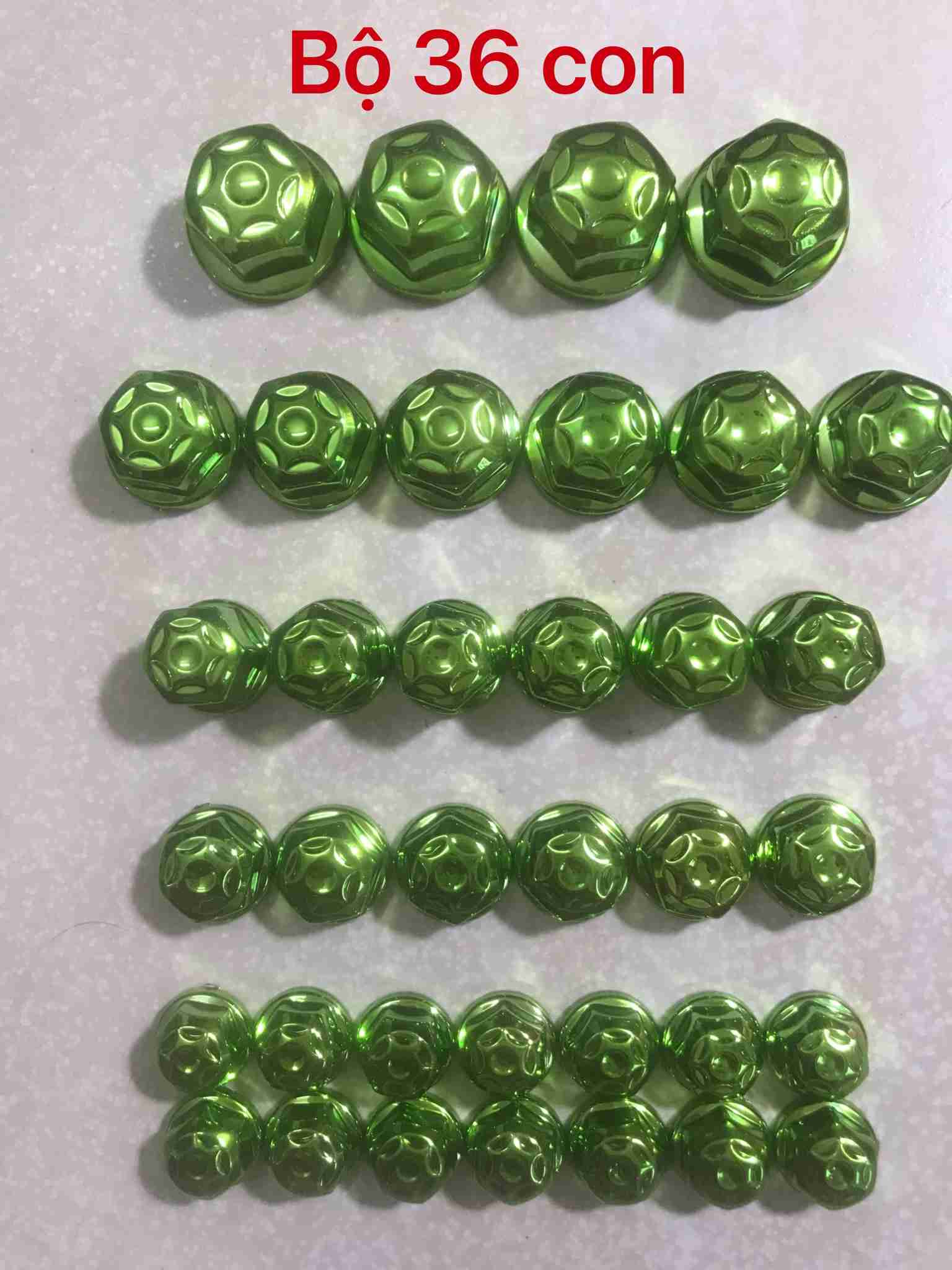 Chụp ốc trang trí xe máy ngôi sao màu xanh lá tặng thêm 4 con = 40 con