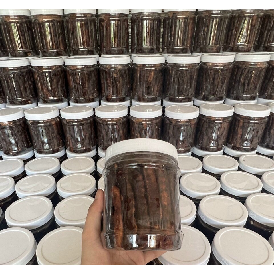 Me lào tách vỏ sấy mộc kèm muối ớt chấm hộp 500gr