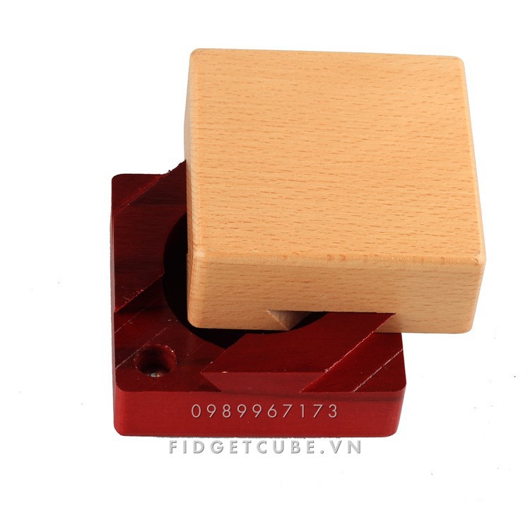 Hộp gỗ bí mật vuông nắp đỏ