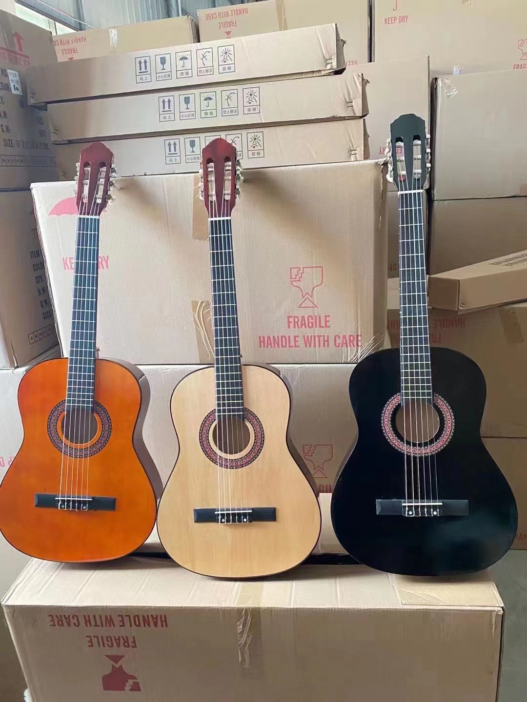 Đàn guitar classic gắn eq có ty dây nylon có nan chữ x gỗ nguyên tấm 39 inch