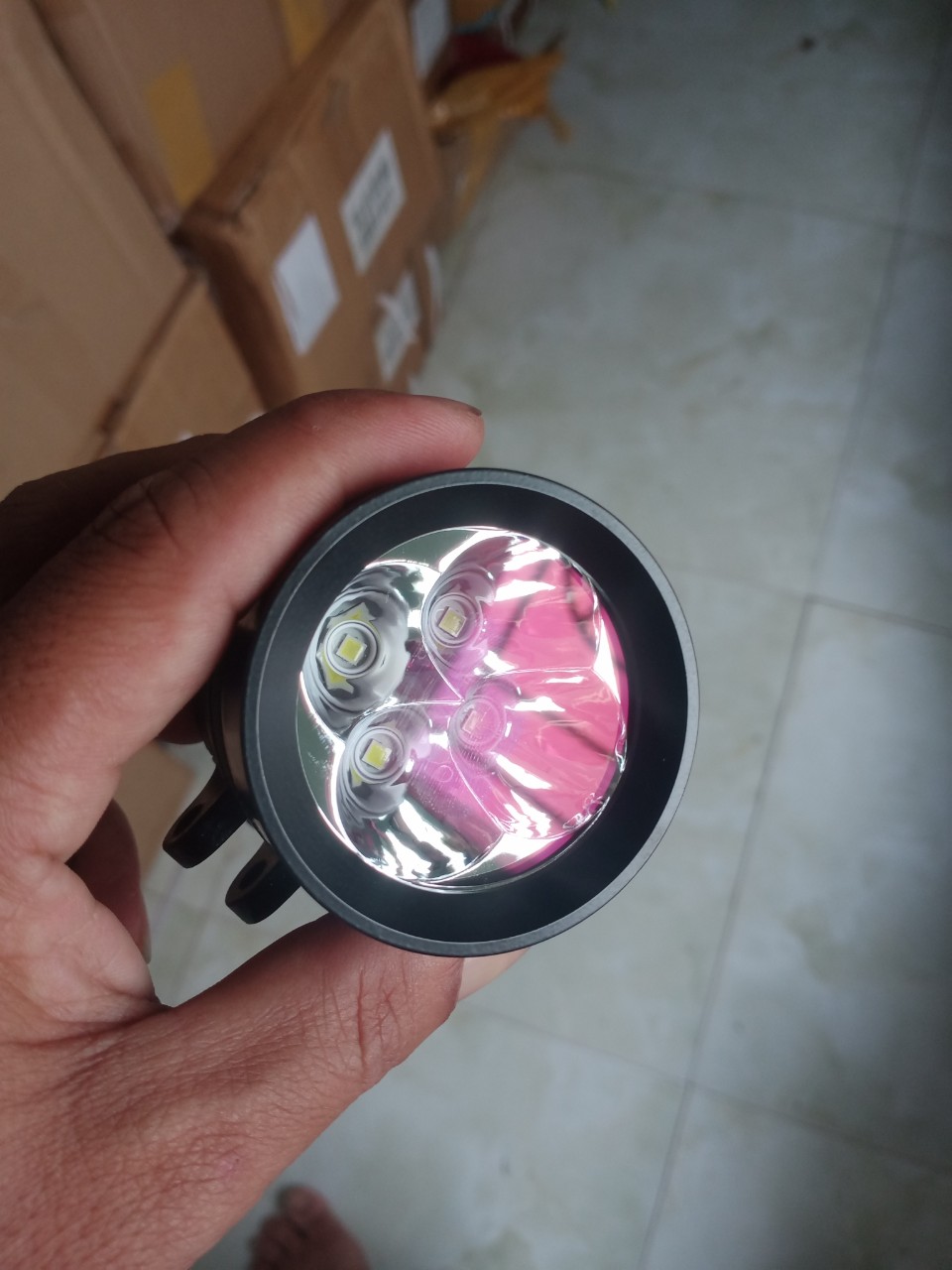 Đèn trợ sắng l4x chíp xpl-hiv3 hạng xịn gắn xe máy-oto