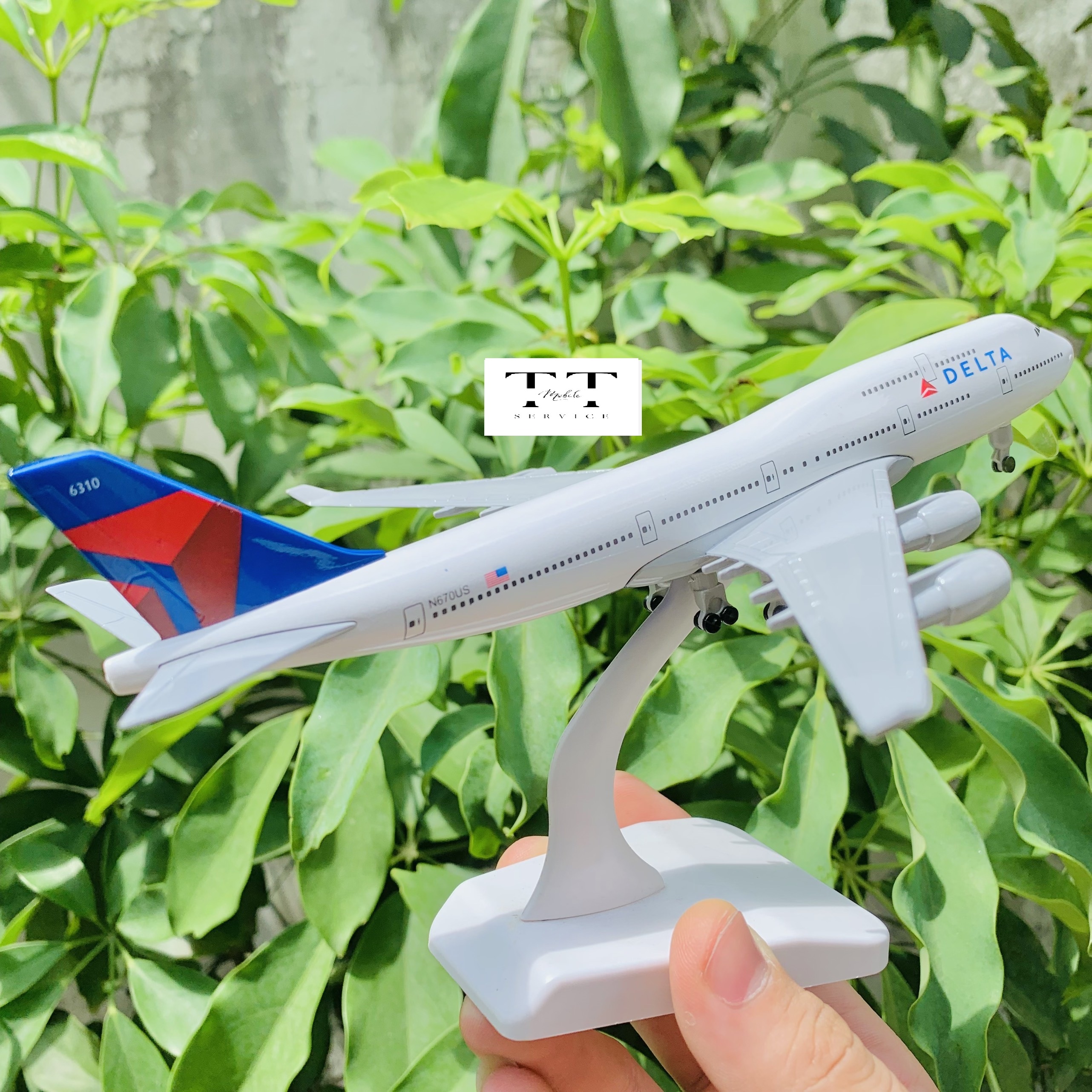 Mô Hình Máy Bay Kim Loại 20Cm Cao Cấp Hãng DELTA Airlines Tặng Kèm Chân Đế