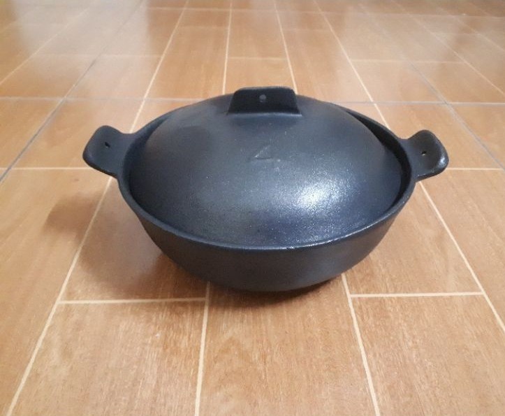 Nồi gang kho thịt cá 21cm ( số 4 )