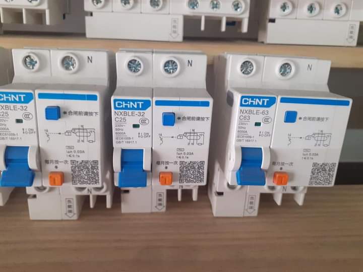 Át chống dò dòng ELCB chống giật điện RCBO cầu dao chống rò atomat aptomat chống giật 1P+N mã NXBLE CHINT