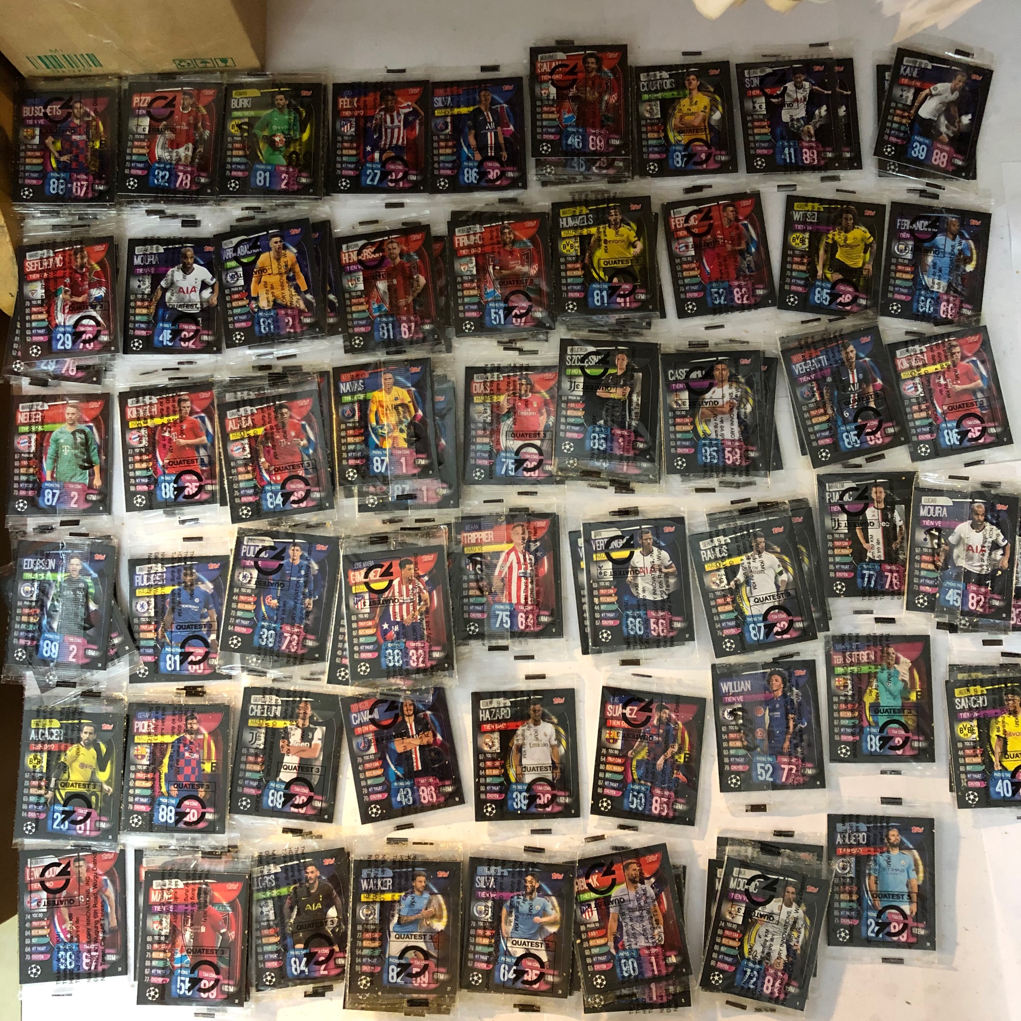 20 thẻ cầu thủ poca match attax mùa 19/20