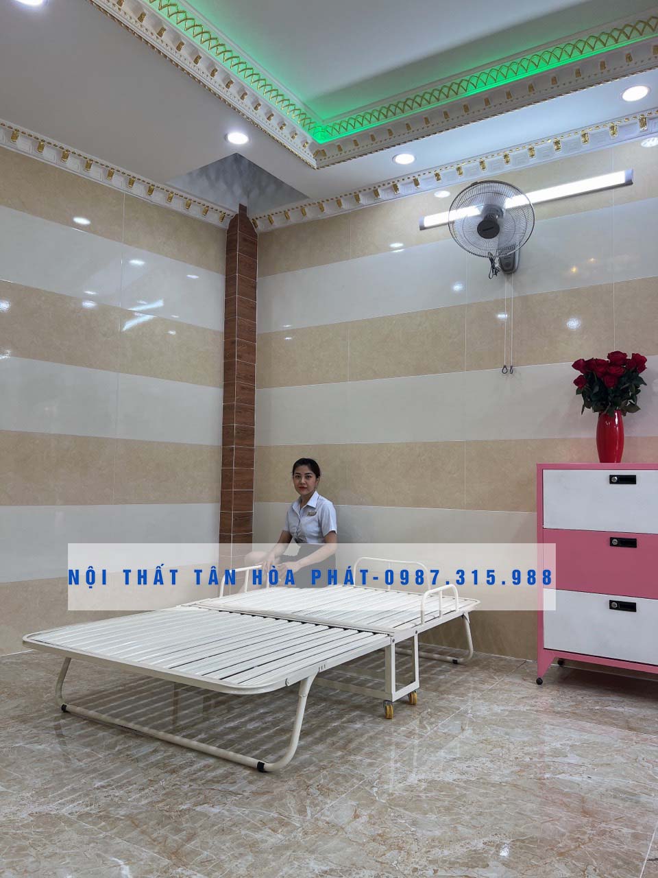 Giường sắt xếp di động gấp gọn , có bánh xe , tiện lợi dễ di chuyển 1mx2m