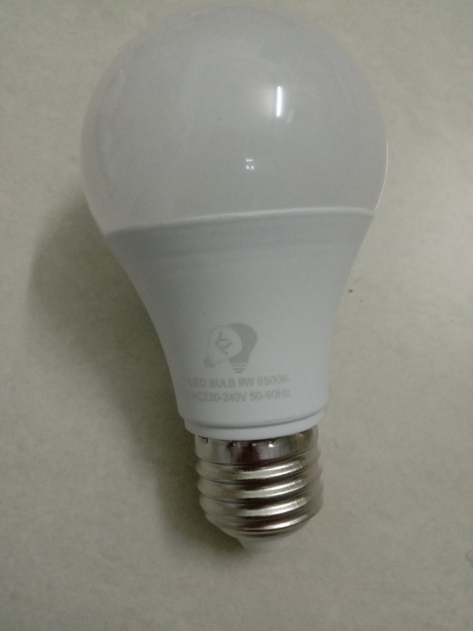 Bóng đèn led bulb 3w kín nước dùng trang trí ngoài trời