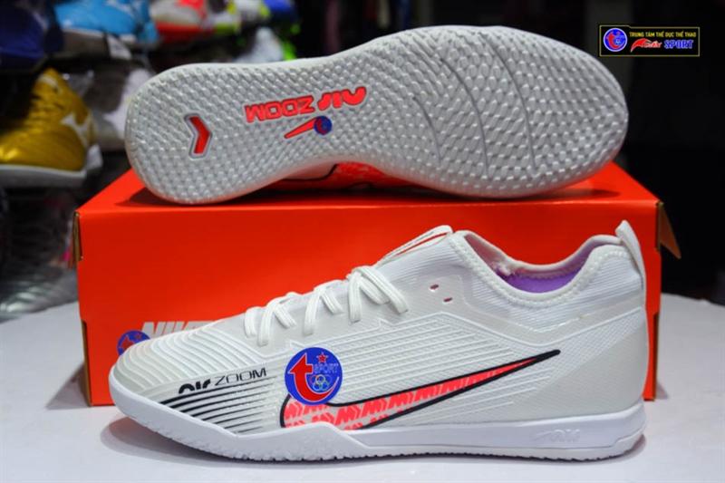 Giày đá bóng Mercurial Vapor XV Pro IC - trắng