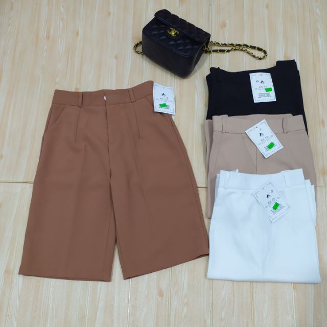 Quần lửng ống rộng
