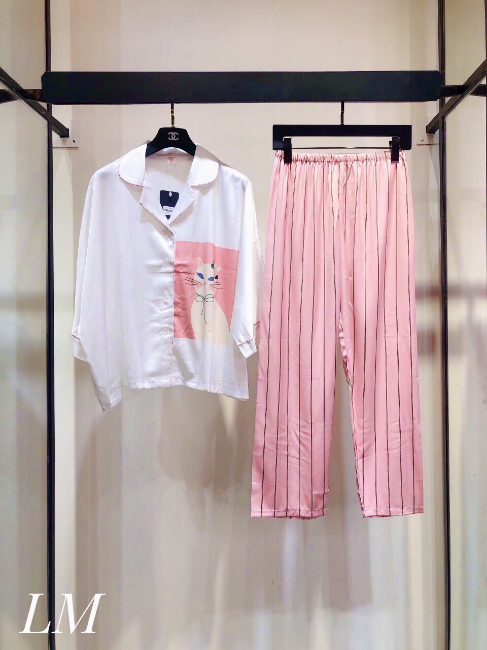 Bộ ngủ Lụa Satin Cộc dài Cực xinh Phần 2 ❤️ Lụa cao cấp freesize ❤️ trùm sỉ lẻ Rosie ❤️ Sam ❤️ queen jume mai ngô ❤️ Latin ❤️ thun ❤️ Đồ bộ ❤️ Bộ ❤️ Ngủ ❤️ Nhà ❤️ Nữ ❤️ Sức khoẻ ❤️ cao cấp p2