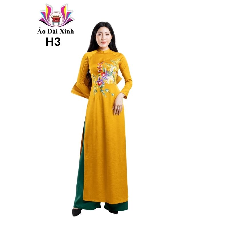 Bộ áo dài truyền thống tằm ướt thêu, cổ 2cm tay dài.