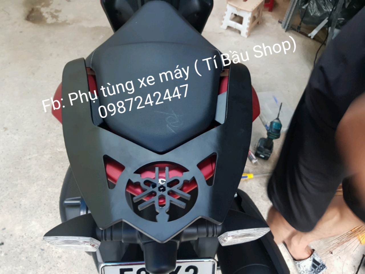 [HCM]TAY DẮT NVX V1 BẰNG THÉP 6 Li CHẮC CHẮN ( TAY XÁCH THÉP BẢN NGẮN TRUNG cho NVX V1)