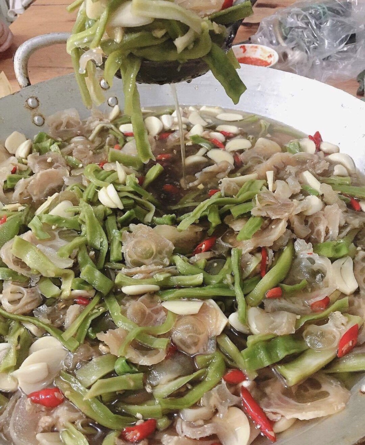 Gân bò muối rau tiến vua ko lẫn vó