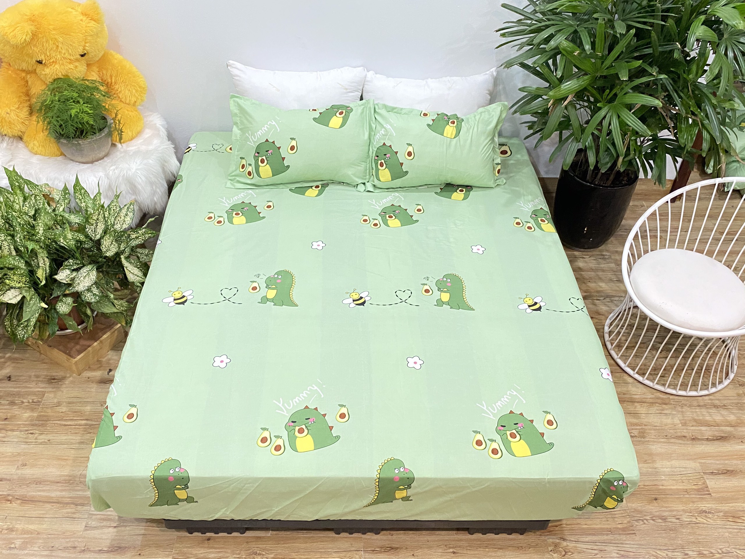 Set Ga Gối 3 Món (Gồm 1 Ga bo chun + 2 Vỏ Gối Nằm) Mẫu Khủng Long Bơ CH215